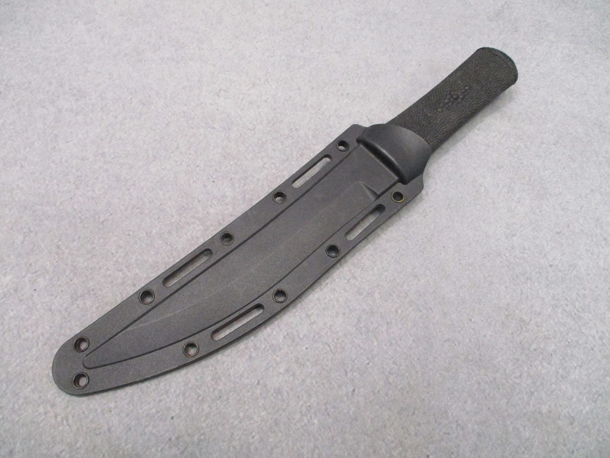 CRKT Hissatsu Fixed Blade Knife 2907K Black Tactical Knife with Sheath