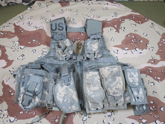 US Military MOLLE II Fighting Load Carrier FLC Vest UCP Digital Camo w/ Pouches