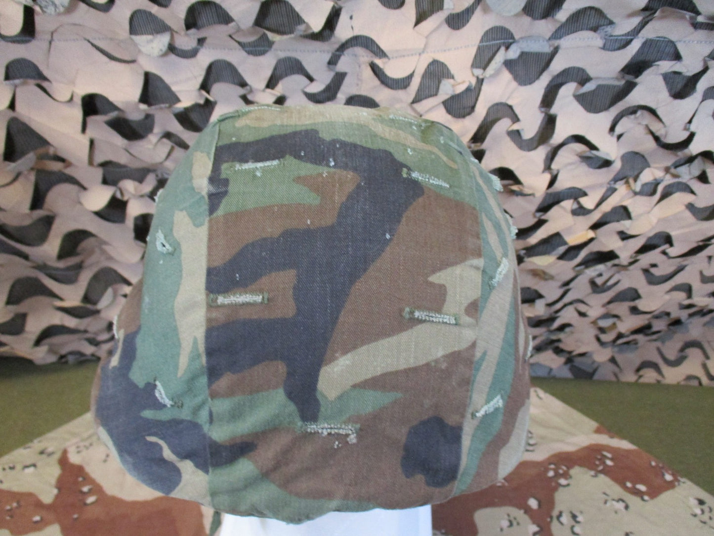 US Military PASGT Helmet Medium Woodland Camo Cover kpot Dated 1988 Surplus