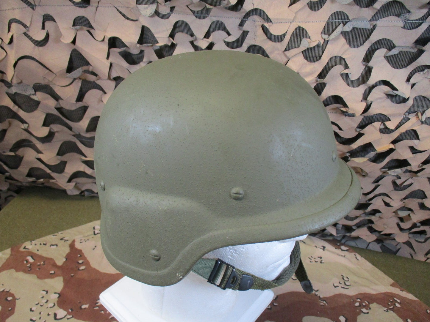 US Military PASGT Helmet Woodland Camo Cover size medium Surplus
