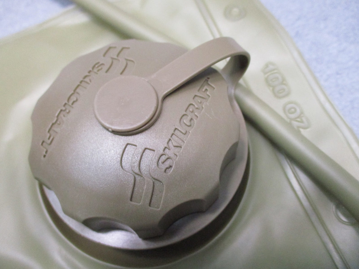 New Skilcraft 100 oz Hydration Reservoir Bladder Tan NSN 8465-01-641-9698