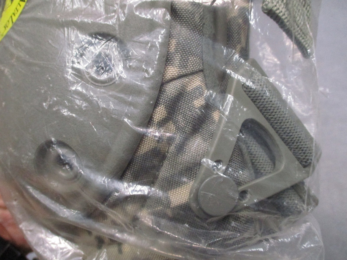 New Alta Tactical Superflex Knee Pads 50413-15 AltaLok Buckle System UCP Camo