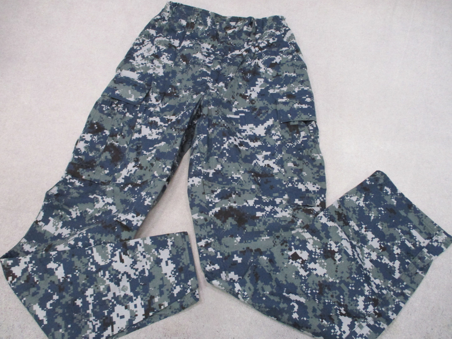 US Navy NWU Type I Working Trousers Digital Camo Small Long 50/50 Nylon Cotton