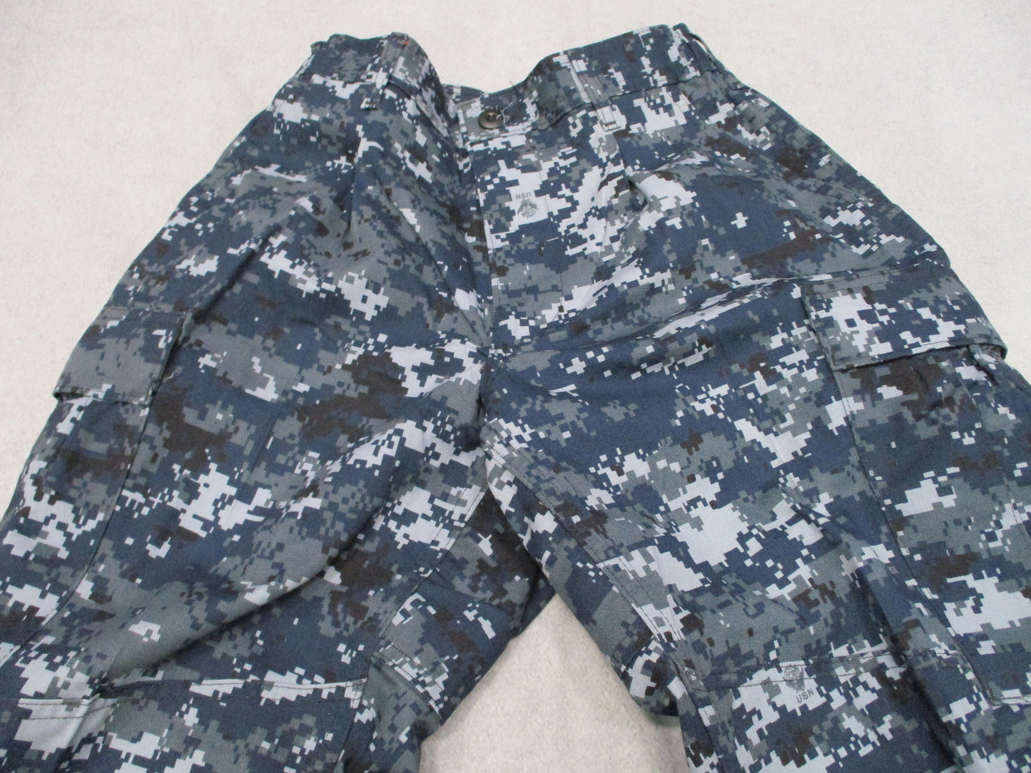 US Navy NWU Type I Working Trousers Digital Camo Small Short ReadyOne Industries