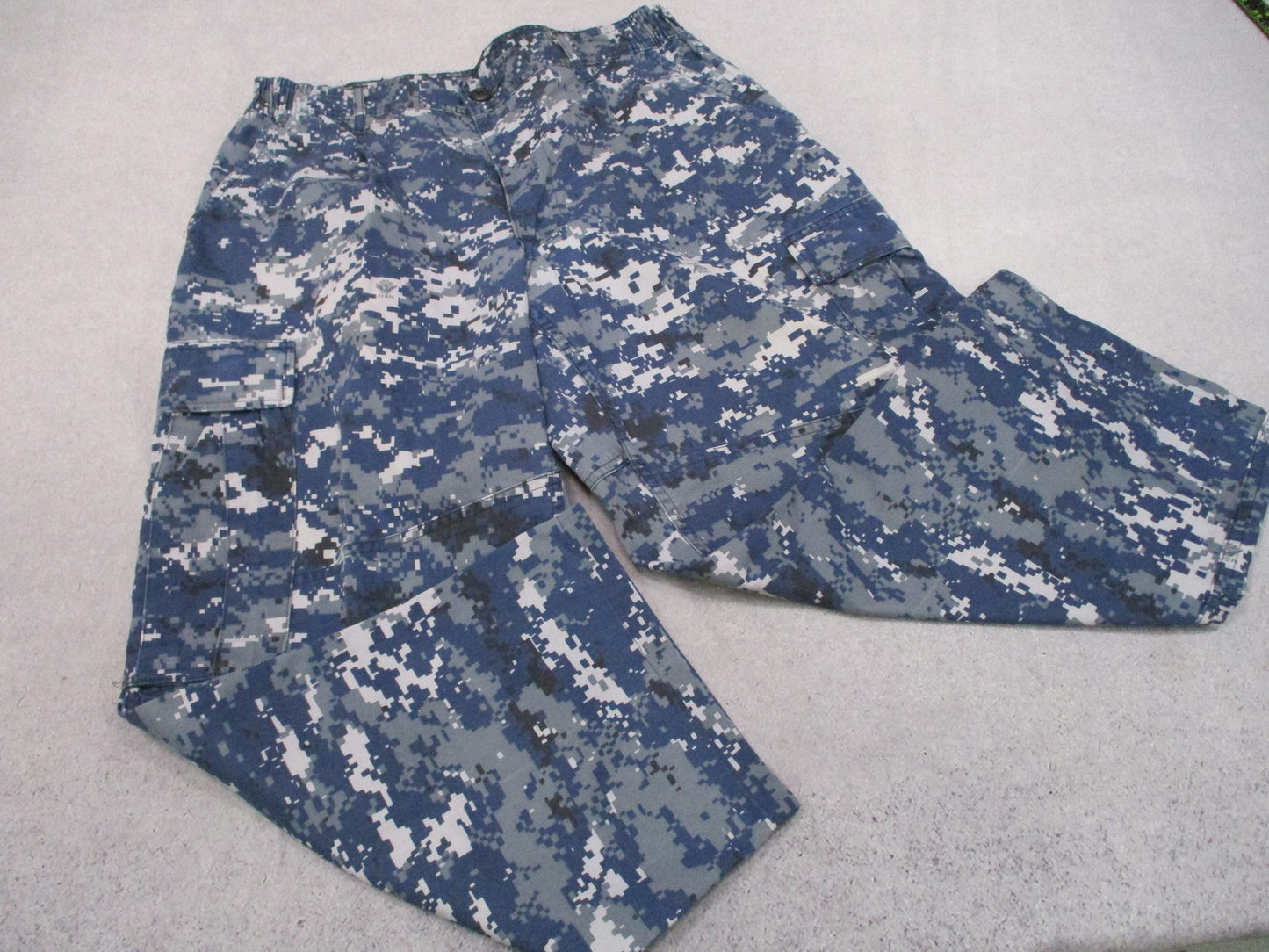 USN blue/gray digital camouflage Size Medium Short NSN 8405-01-540-1446 Trouser