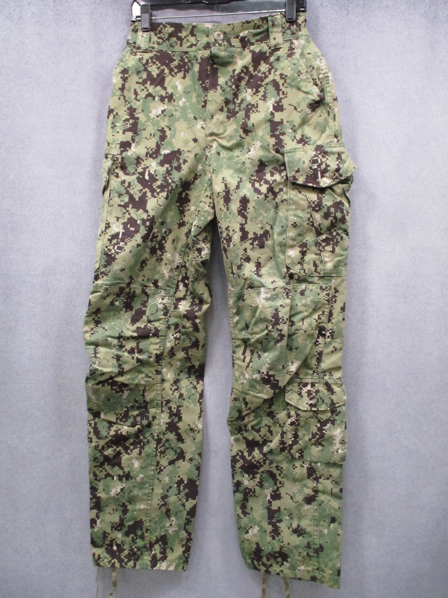 US Navy NWU Type III Trousers Small Long Digital Woodland Camo Ripstop Pants