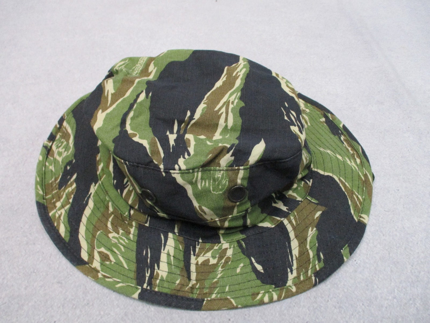 HQ Tigerstripe Hat WOODLAND TIGERSTRIPE PATTERN Size 7 1/4 NSN 8415-00-935-6661