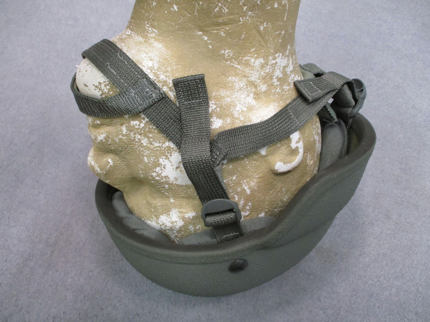 USGI Gentex ACH Advanced Combat Helmet Small Foliage Green Army Head Gear