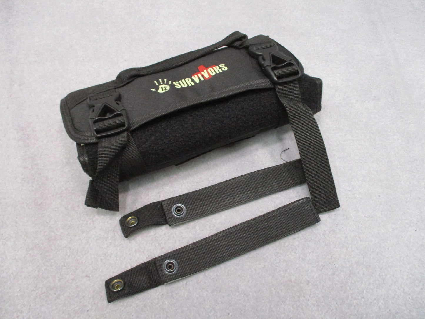 12 Survivors Tactical First Aid Roll-Up Kit Medical Pouch Survival Gear