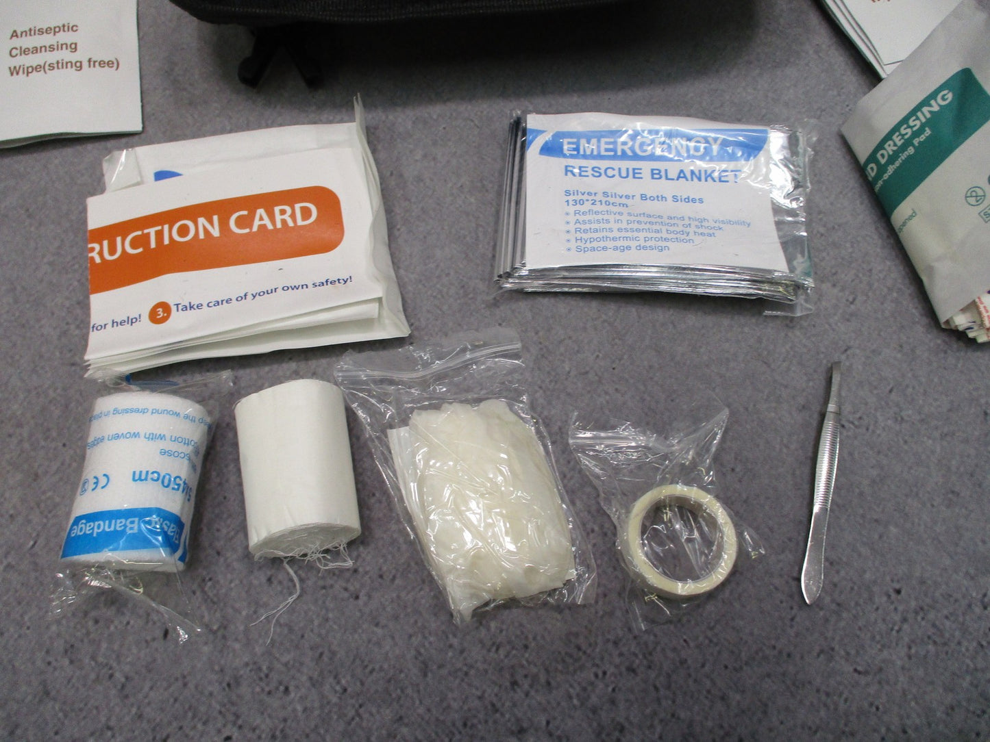 12 Survivors Tactical First Aid Roll-Up Kit Medical Pouch Survival Gear