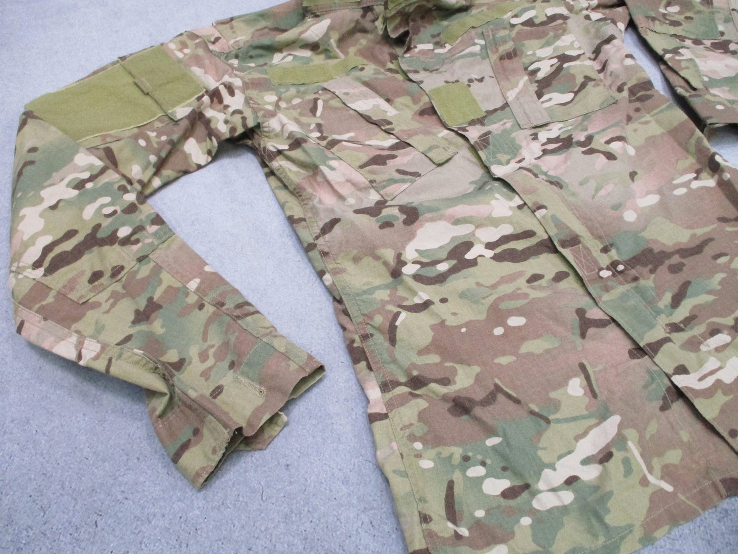 US Army ACU Coat Flame Resistant MultiCam X-Small Long Military Surplus Uniform