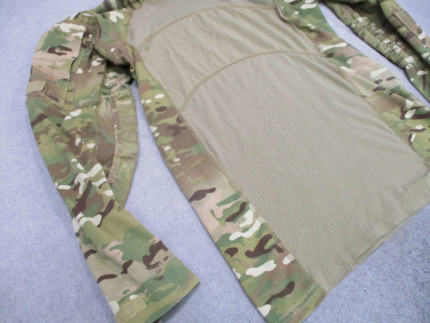 US Military Army Combat Shirt Flame Resistant Multicam Size Medium NSN OCP