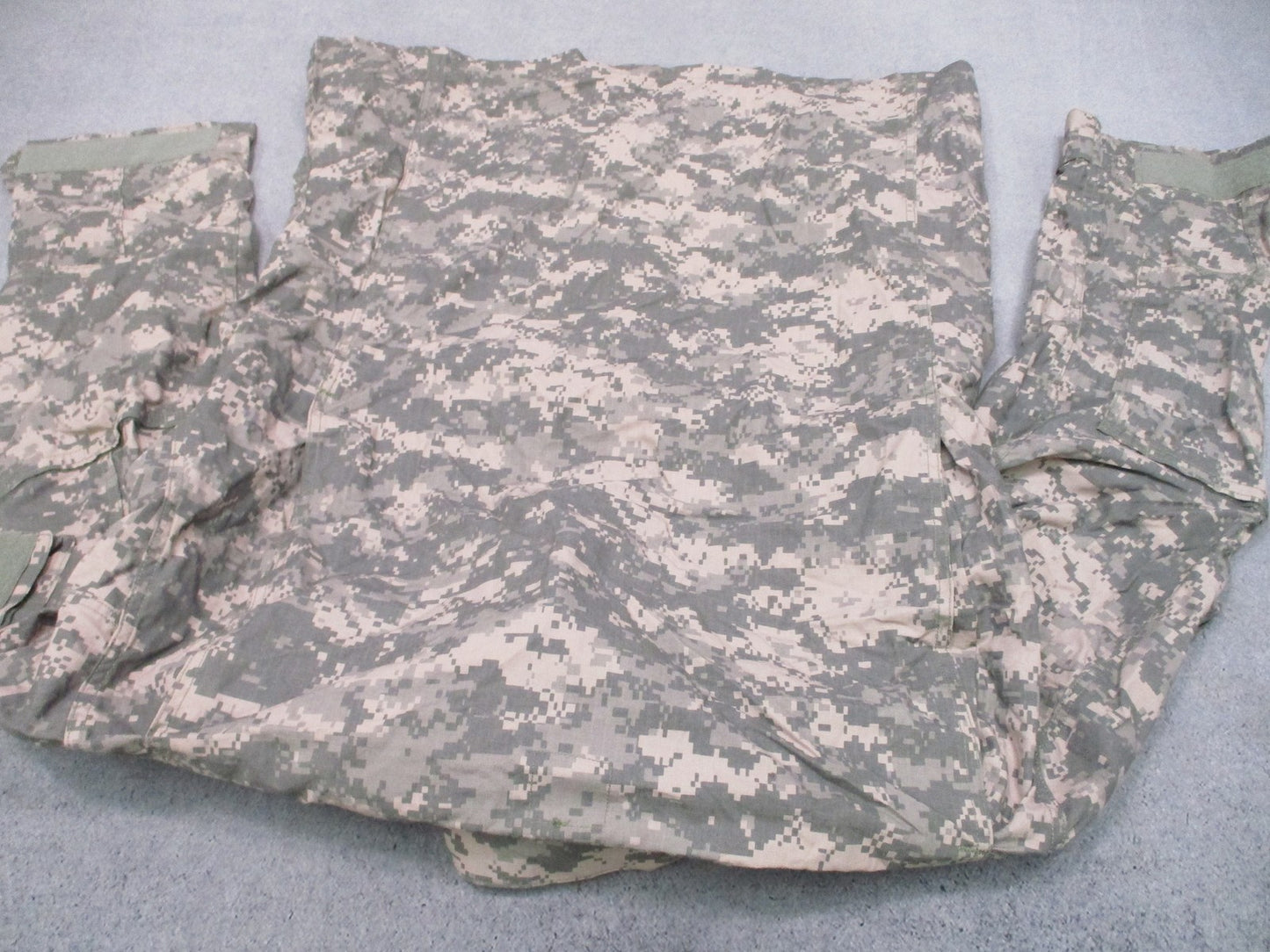 New US Military Flame Resistant ACU Coat Large Regular Digital Camo FRACU UCP
