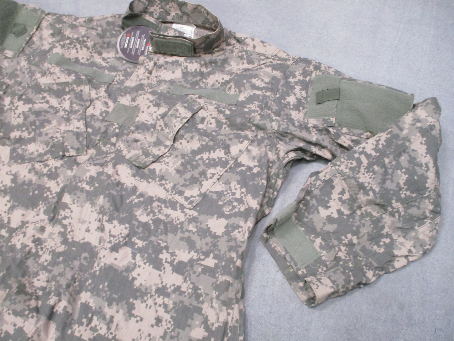 New US Military Flame Resistant ACU Coat Large Regular Digital Camo FRACU UCP