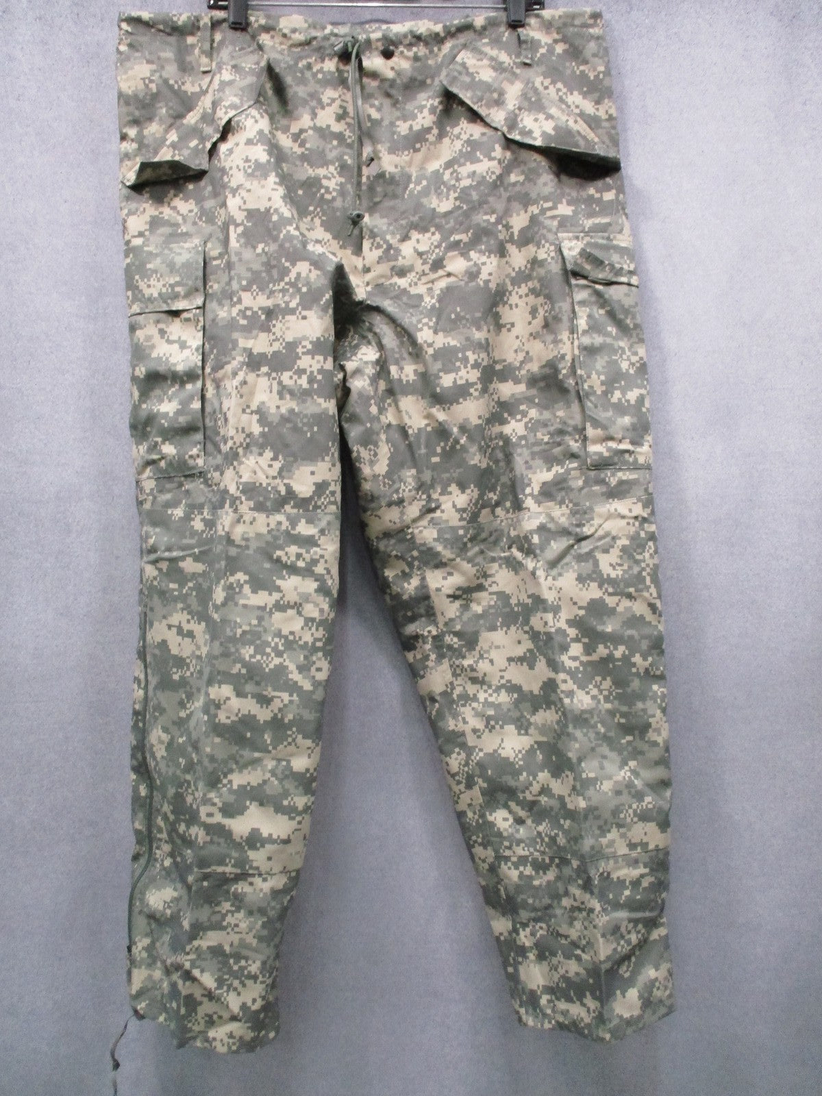 US Military ECWCS Gen II Cold Weather Trousers UCP Camo Large Regular GORETEX