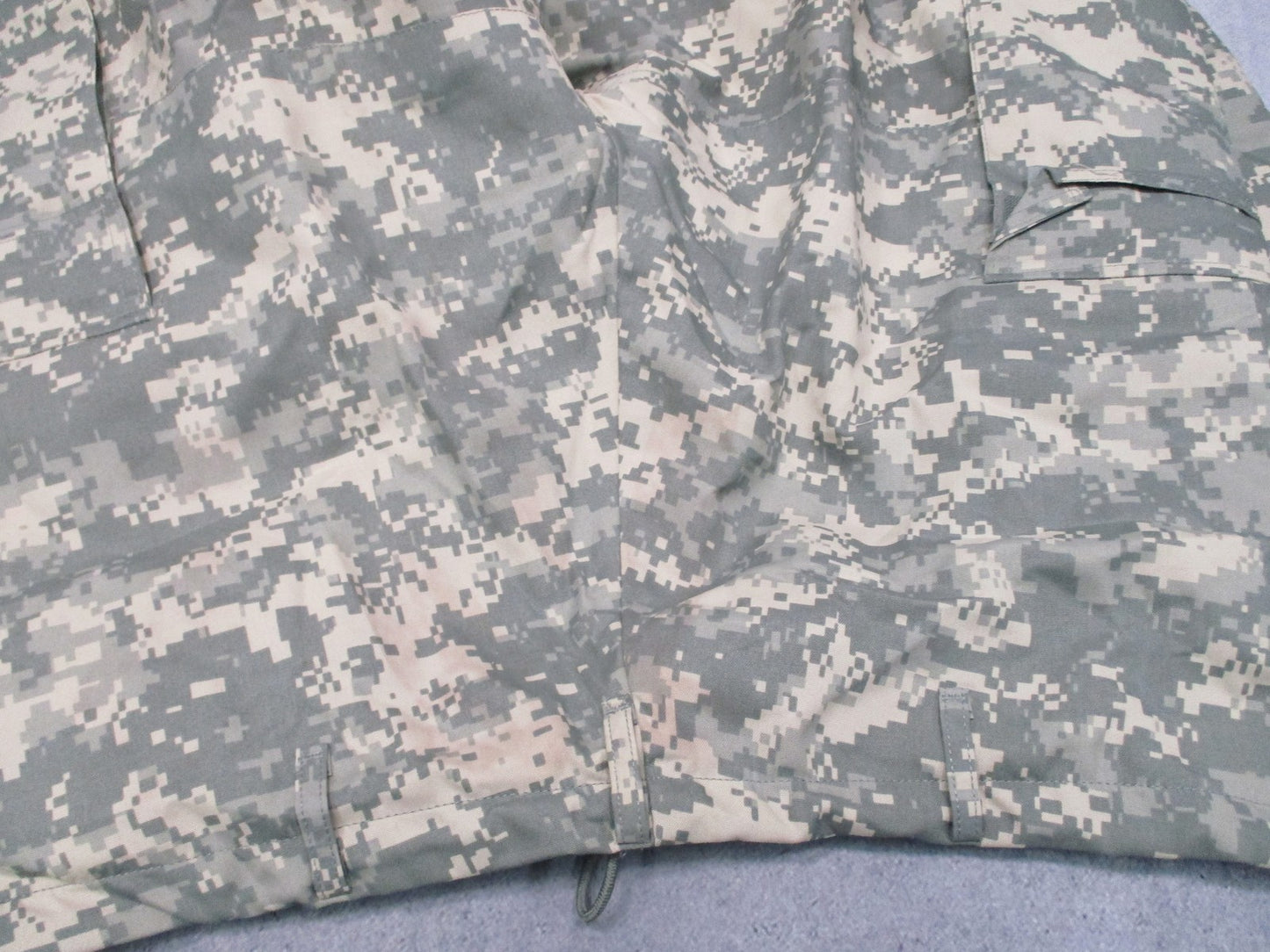 US Military ECWCS Gen II Cold Weather Trousers UCP Camo Large Regular GORETEX
