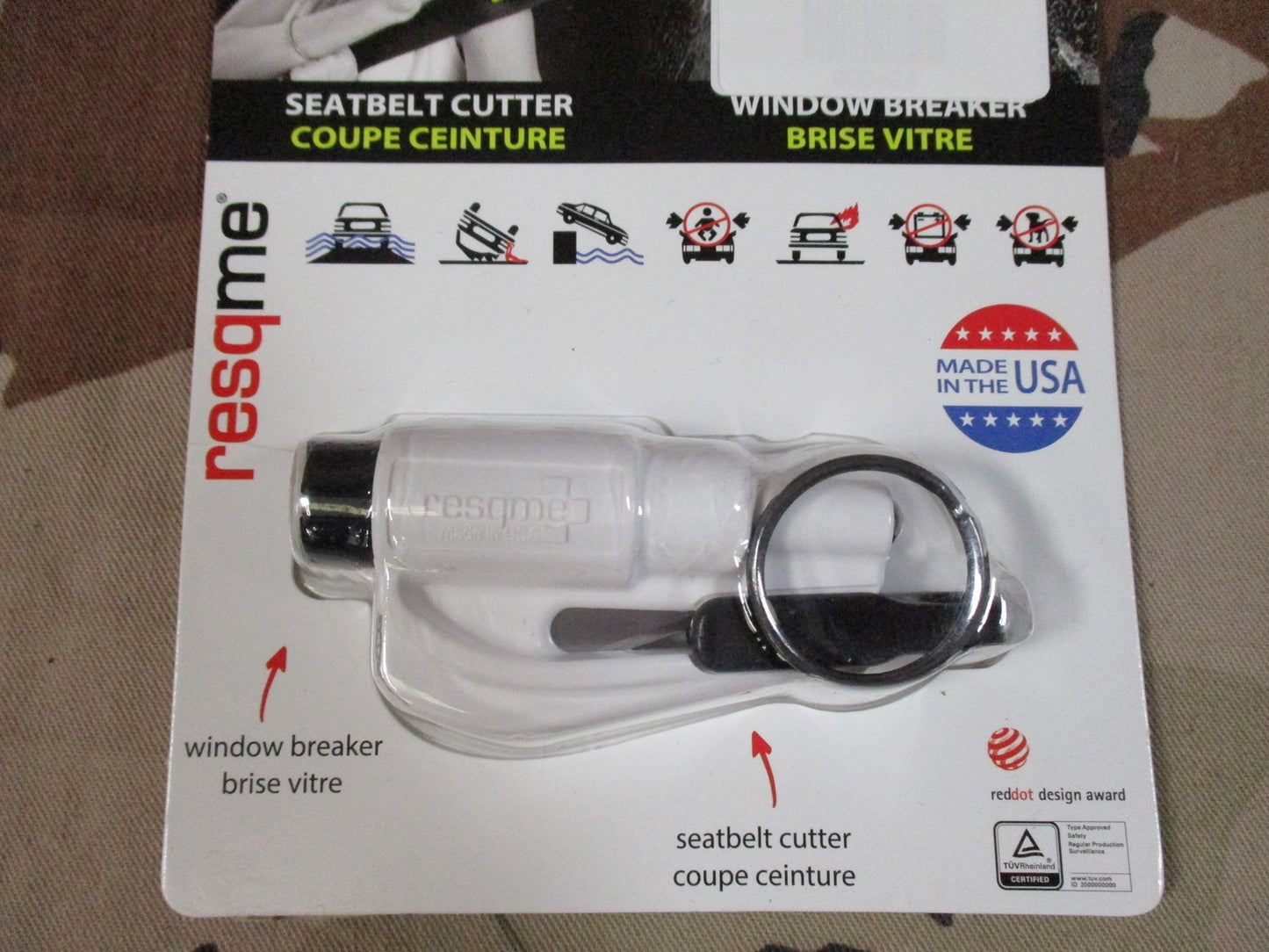 Every Day Carry Set Voodoo Tactical Pen, Smith & Wesson Pepper Spray, Car Escape