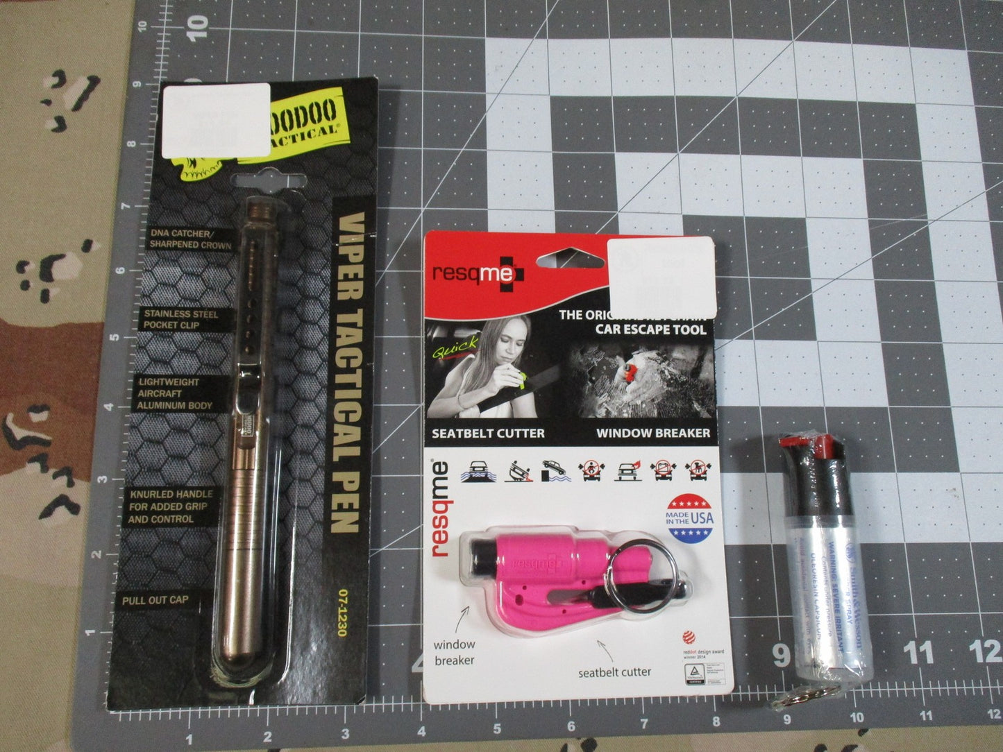Every Day Carry Set Voodoo Tactical Pen, resqme Escape Tool, S&W Pepper Spray