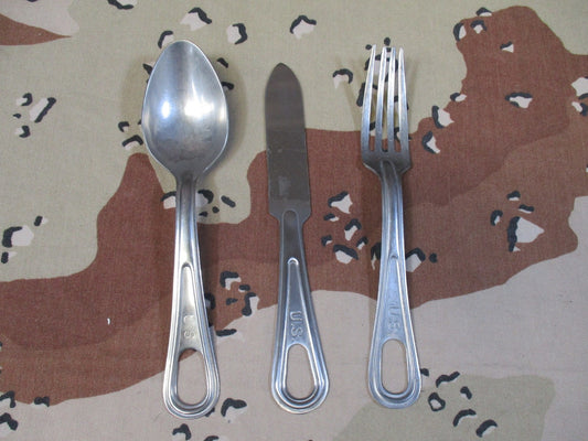 U.S. Military‑Style Eating Utensil Set – Spoon, Fork & Knife – Old Stock