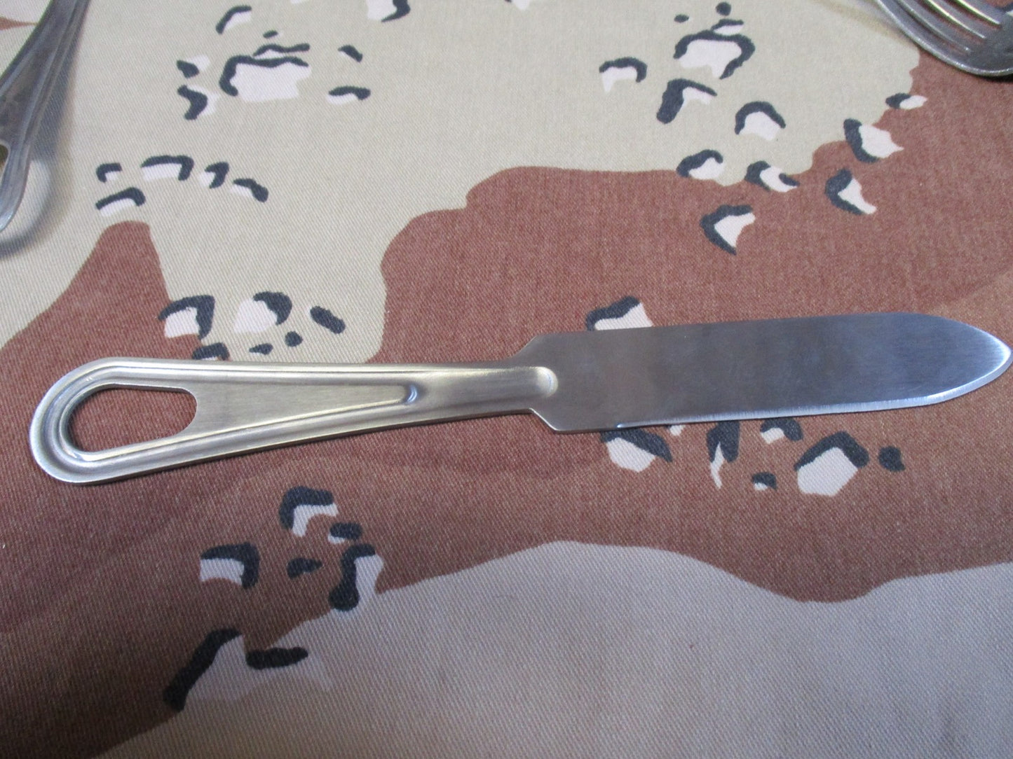 U.S. Military‑Style Eating Utensil Set – Spoon, Fork & Knife – Old Stock