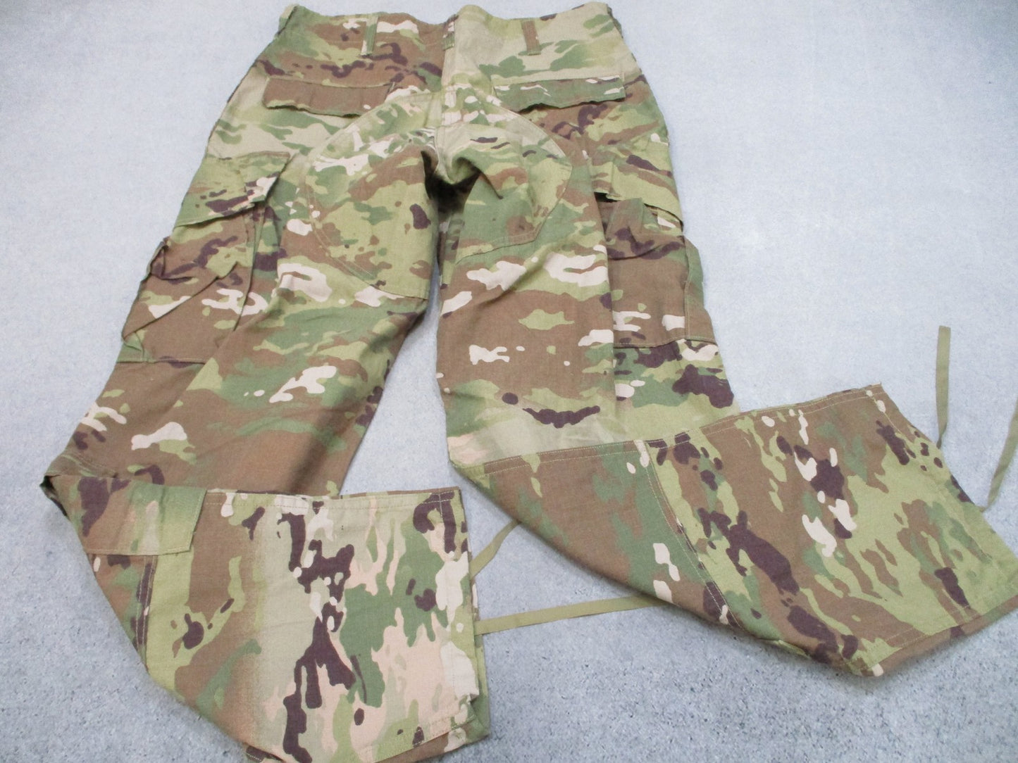 US Military Issue Unisex Army OCP Camo Combat Pants Medium X Short USGI Scorpion