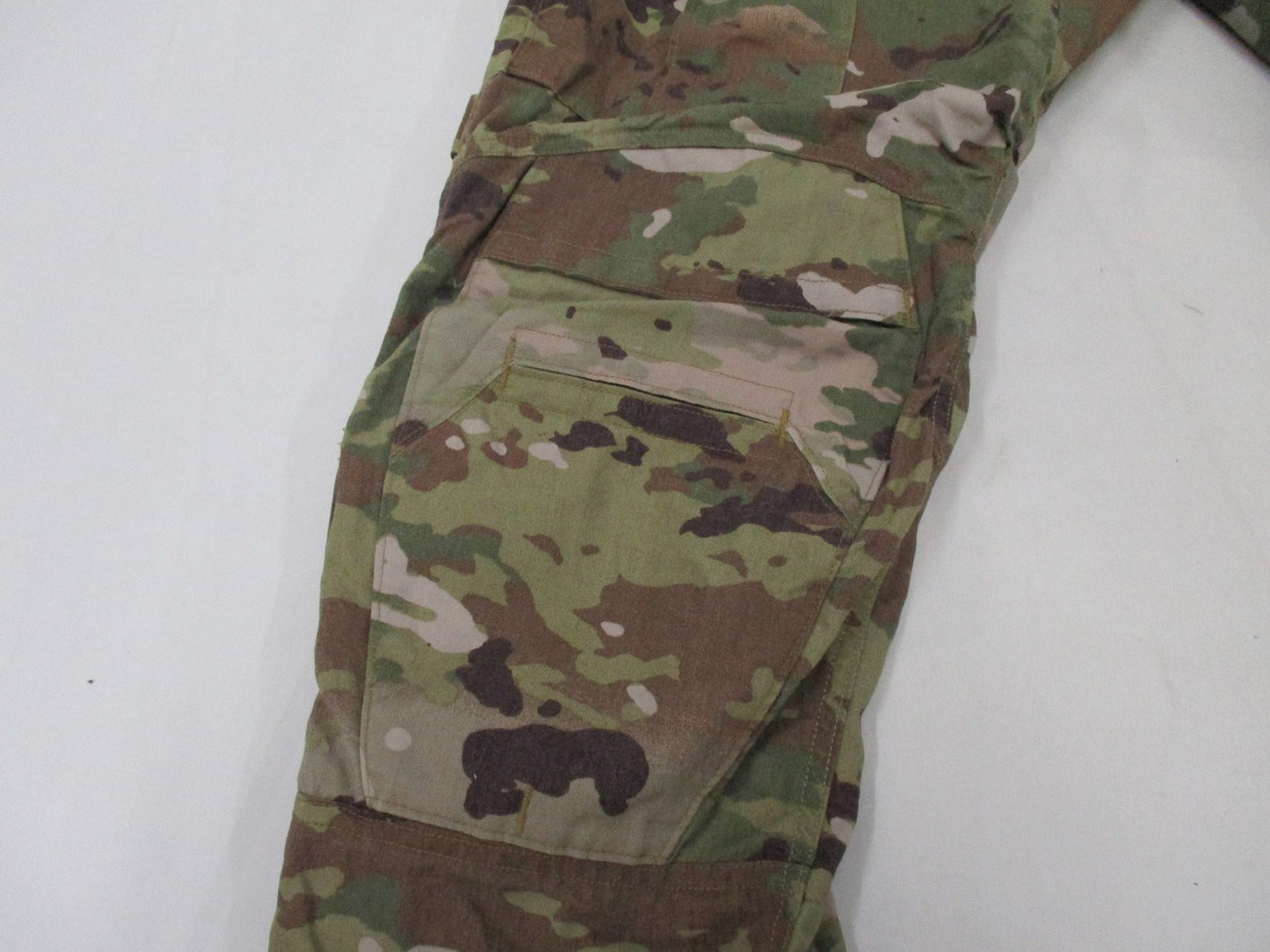 NEW ARMY ADVANCED COMBAT PANTS W/ AIKP KNEE PAD SLOTS MEDIUM/REG SCORPION OCP