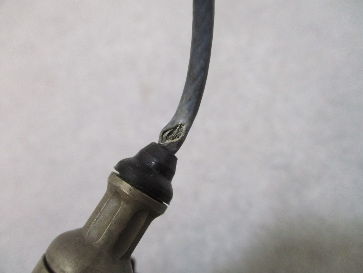 SUREFIRE MILLENNIUM UNIVERSAL WEAPONLIGHT RAIL MOUNT FLASHLIGHT M951 THUMB NUT