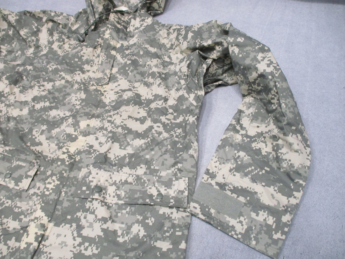 US Military Improved Rainsuit Parka UCP Digital Camo Jacket X-Small ORC Industri