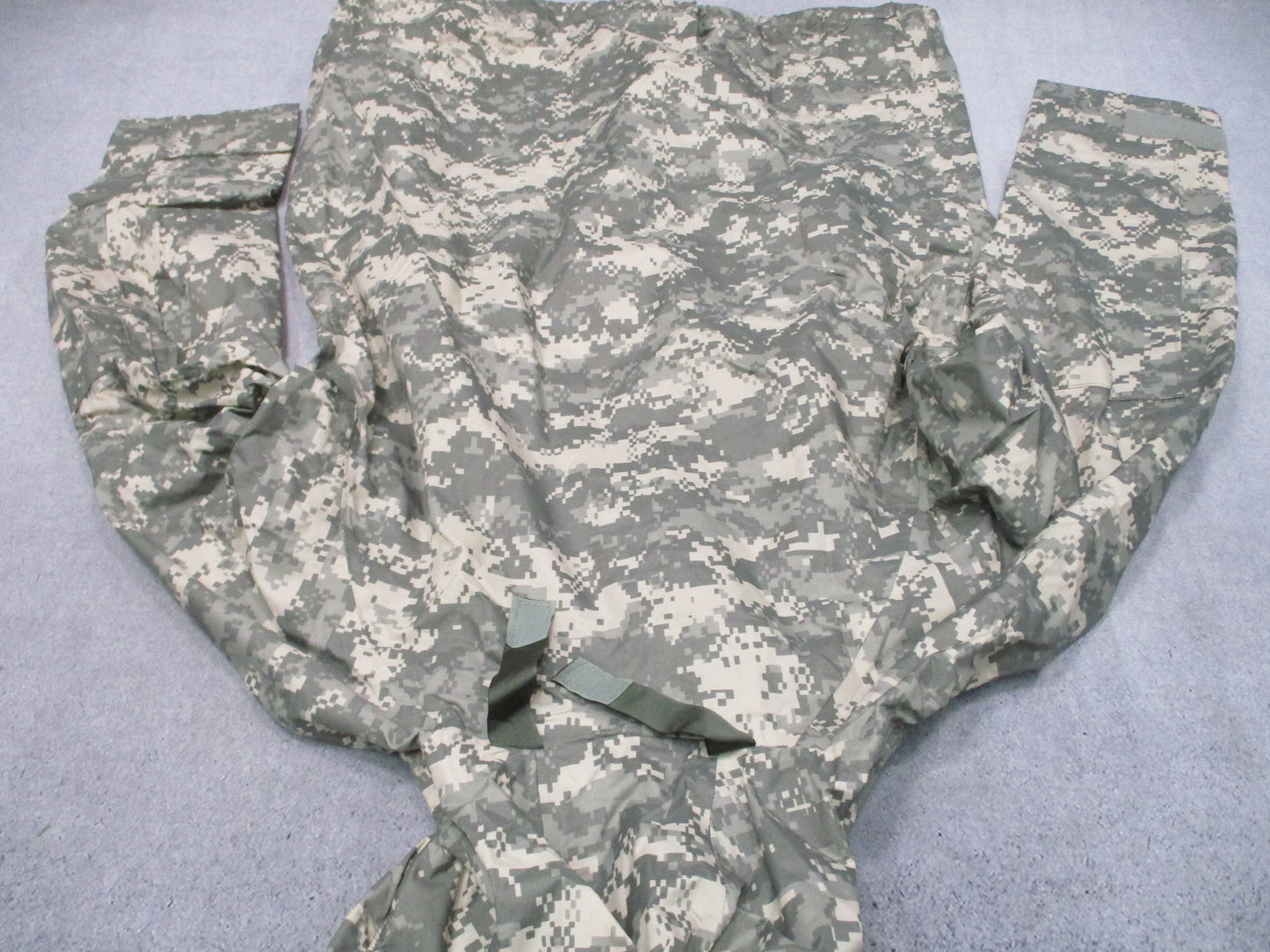 US Military Improved Rainsuit Parka UCP Digital Camo Jacket X-Small ORC Industri