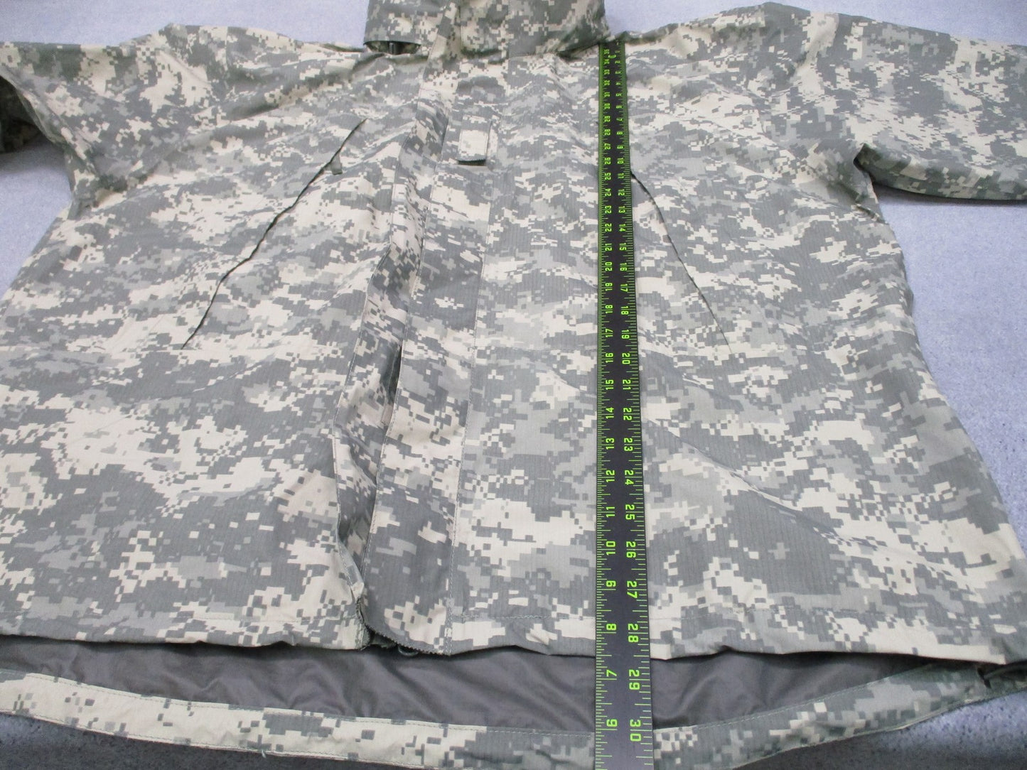 VGC ARMY ACU DIGITAL UCP GEN III LEVEL 6 COLD/WET JACKET MEDIUM/LONG GORE-TEX