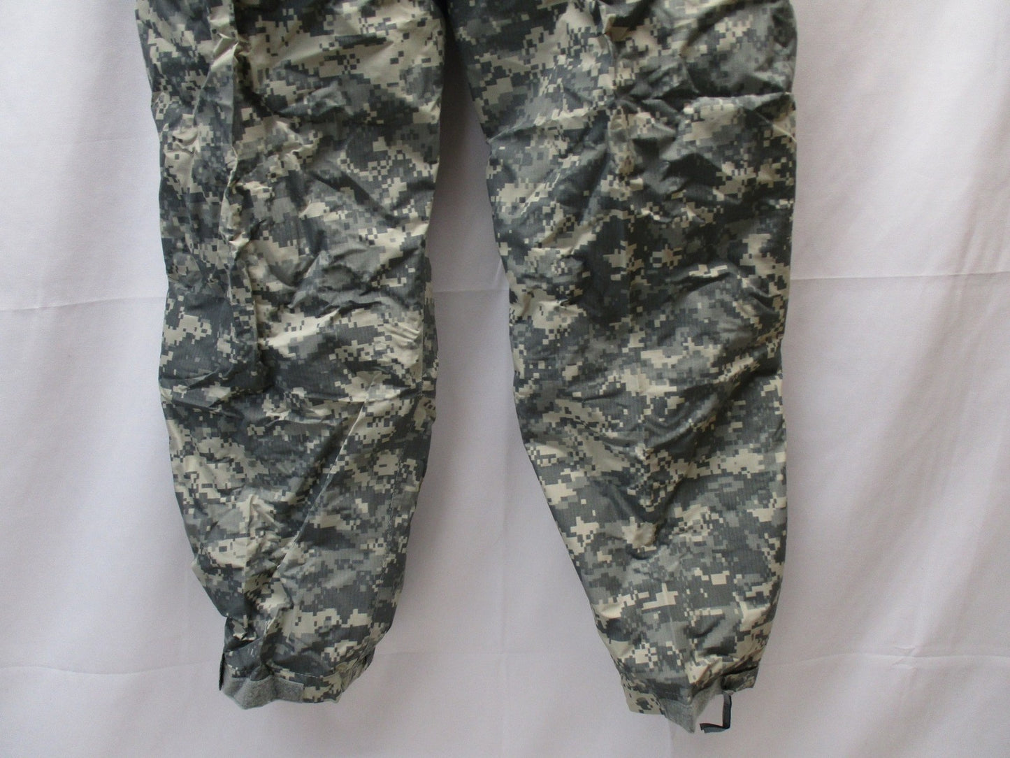 USGI ECWCS Gen III Level 6 UCP Gore-Tex Trousers ACU Digital Medium Long NWT