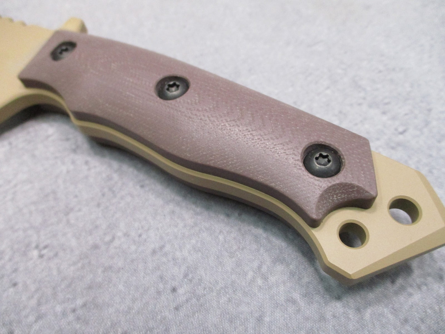 Halfbreed Blades MIK-02 Tactical Fixed Blade Knife D2 Steel Tan G10 New