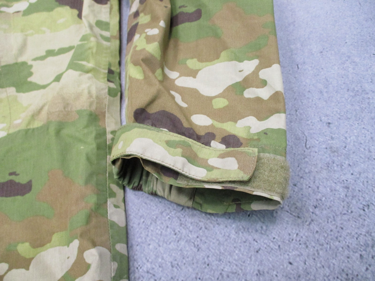 ARMY OCP COLD/WET WEATHER JACKET LVL 6 LARGE/REG SCORPION TOP 8415-01-641-0824