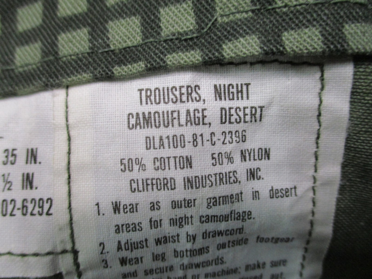 Vintage US Military Night Camouflage Desert Trousers Medium Regular DNC Pants