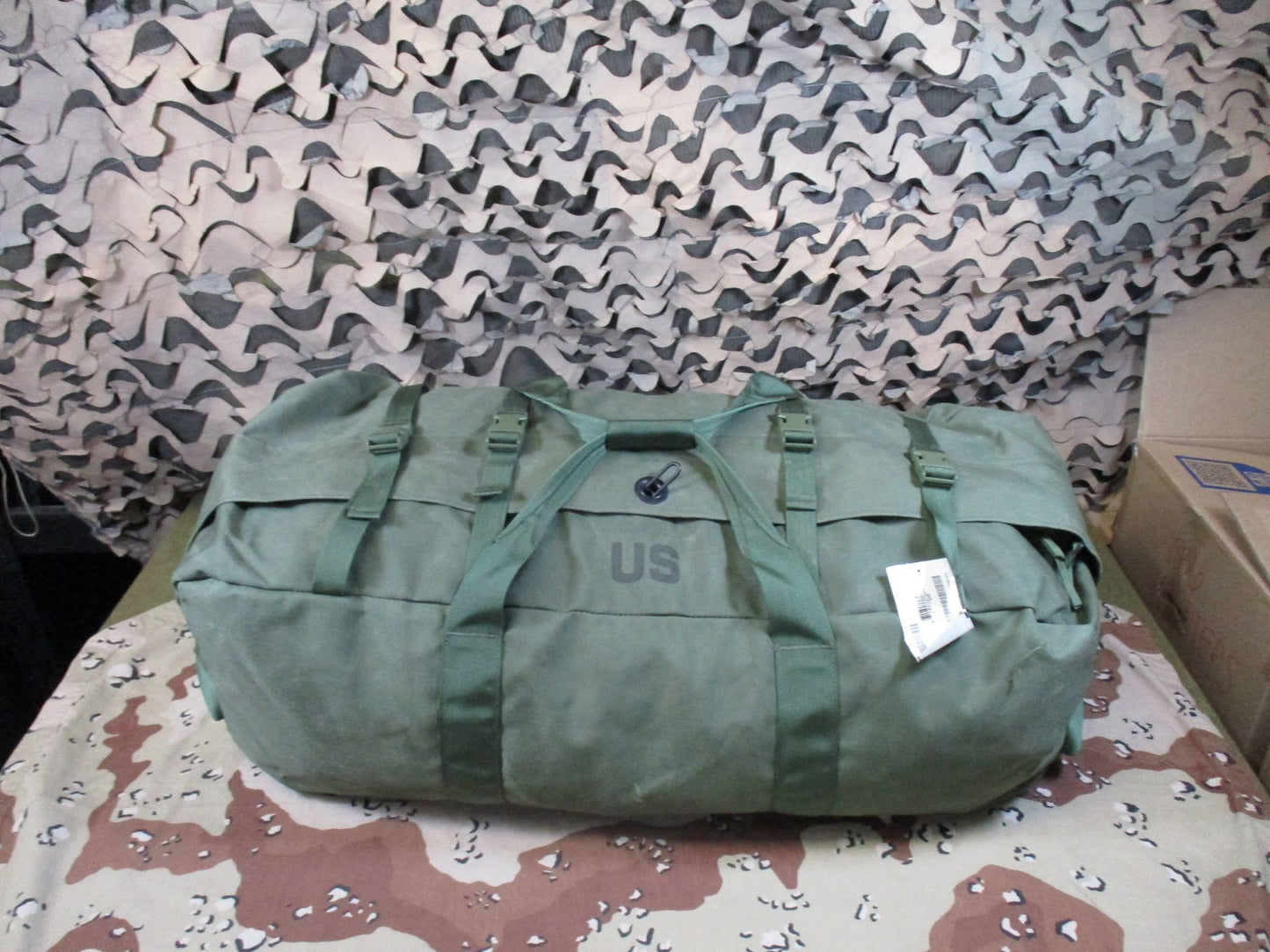 US Military Surplus Duffel Bag Olive Drab Tactical Gear Gym Bag