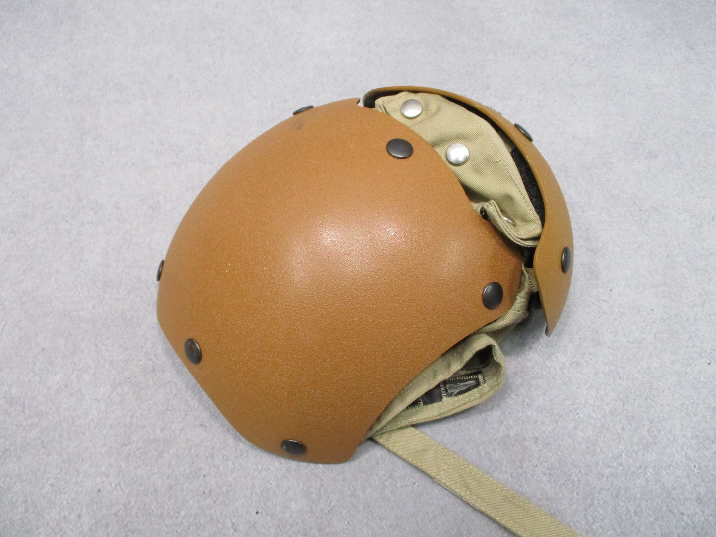 US Military Flight Deck Crewman Helmet MIL-H-81735B Size 7 1/4 Tan Surplus