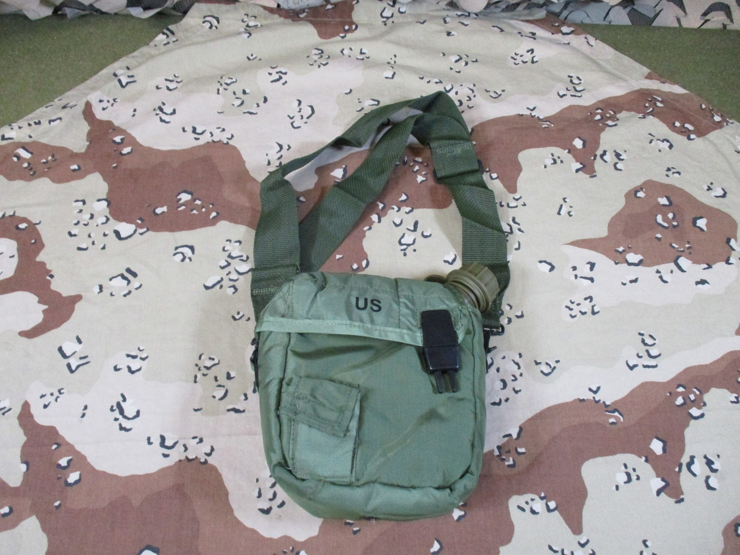 US Military 2 Quart Collapsible Canteen with Cover - NSN 8465-01-117-7485