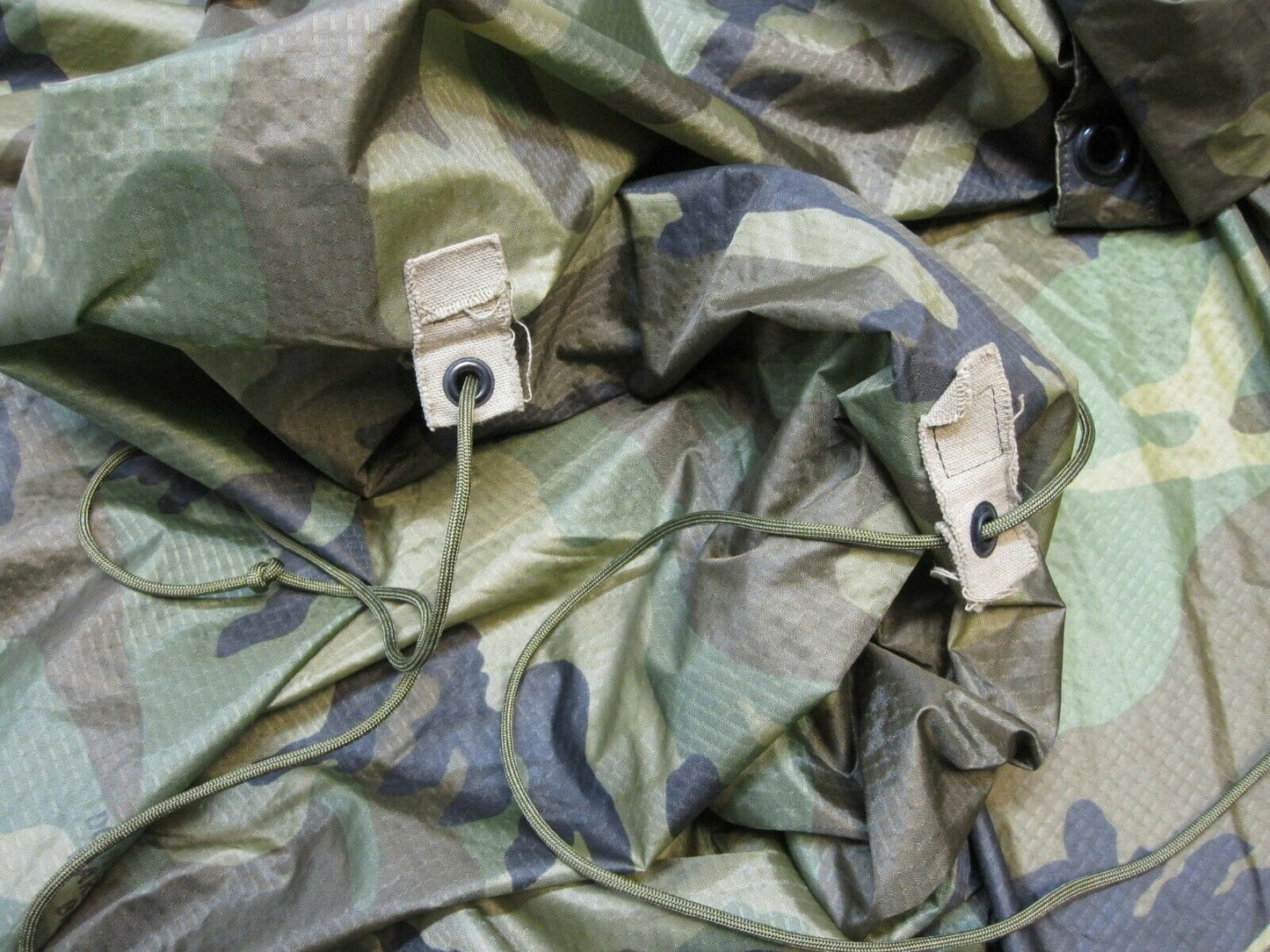 NOS USGI WOODLAND BDU MILITARY PONCHO WET WEATHER RAIN GEAR 8405-01-100-0976