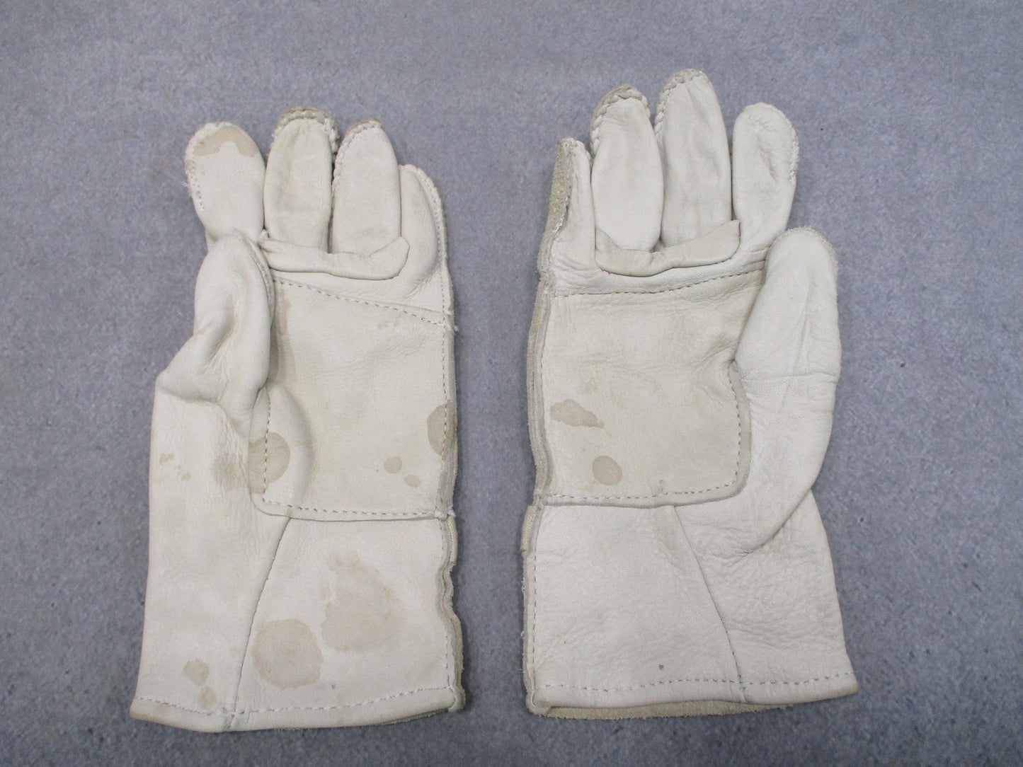 US Military Surplus Heavy Duty Cattlehide Leather Gloves Size 2 Tactical Work