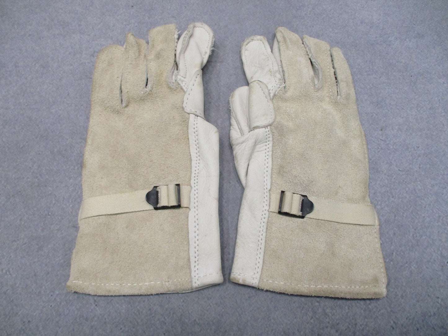 US Military Surplus Heavy Duty Cattlehide Leather Gloves Size 2 Tactical Work