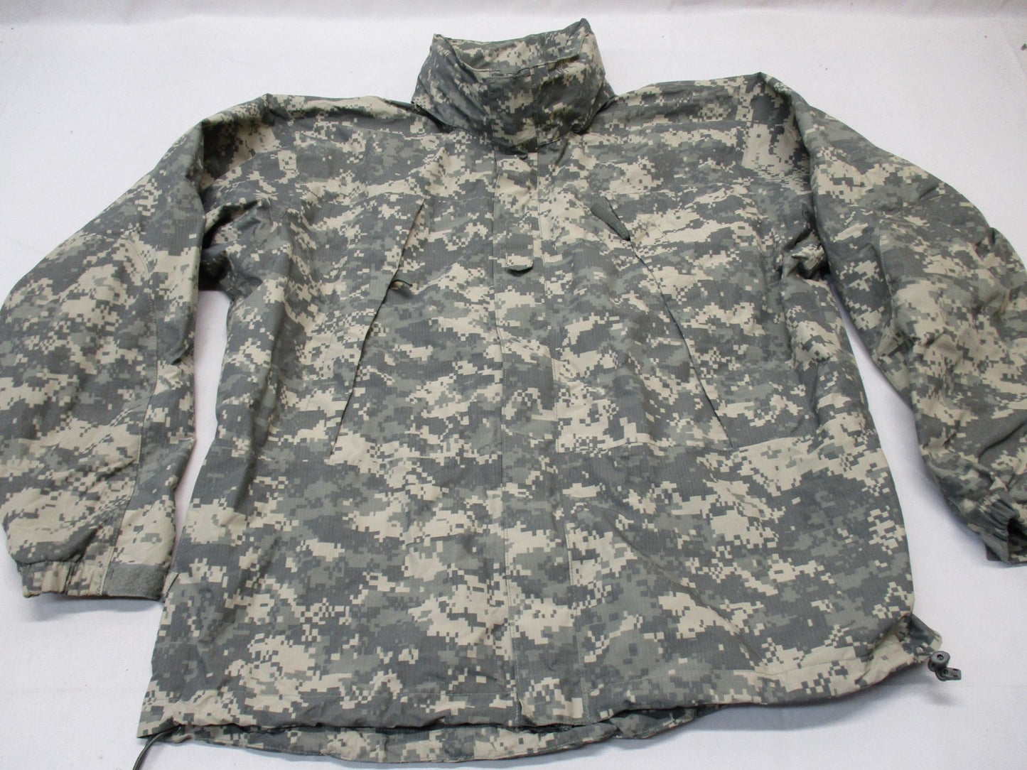 NEW ARMY ACU DIGITAL UCP GEN III LEVEL 6 COLD/WET JACKET MEDIUM/LONG GORE-TEX