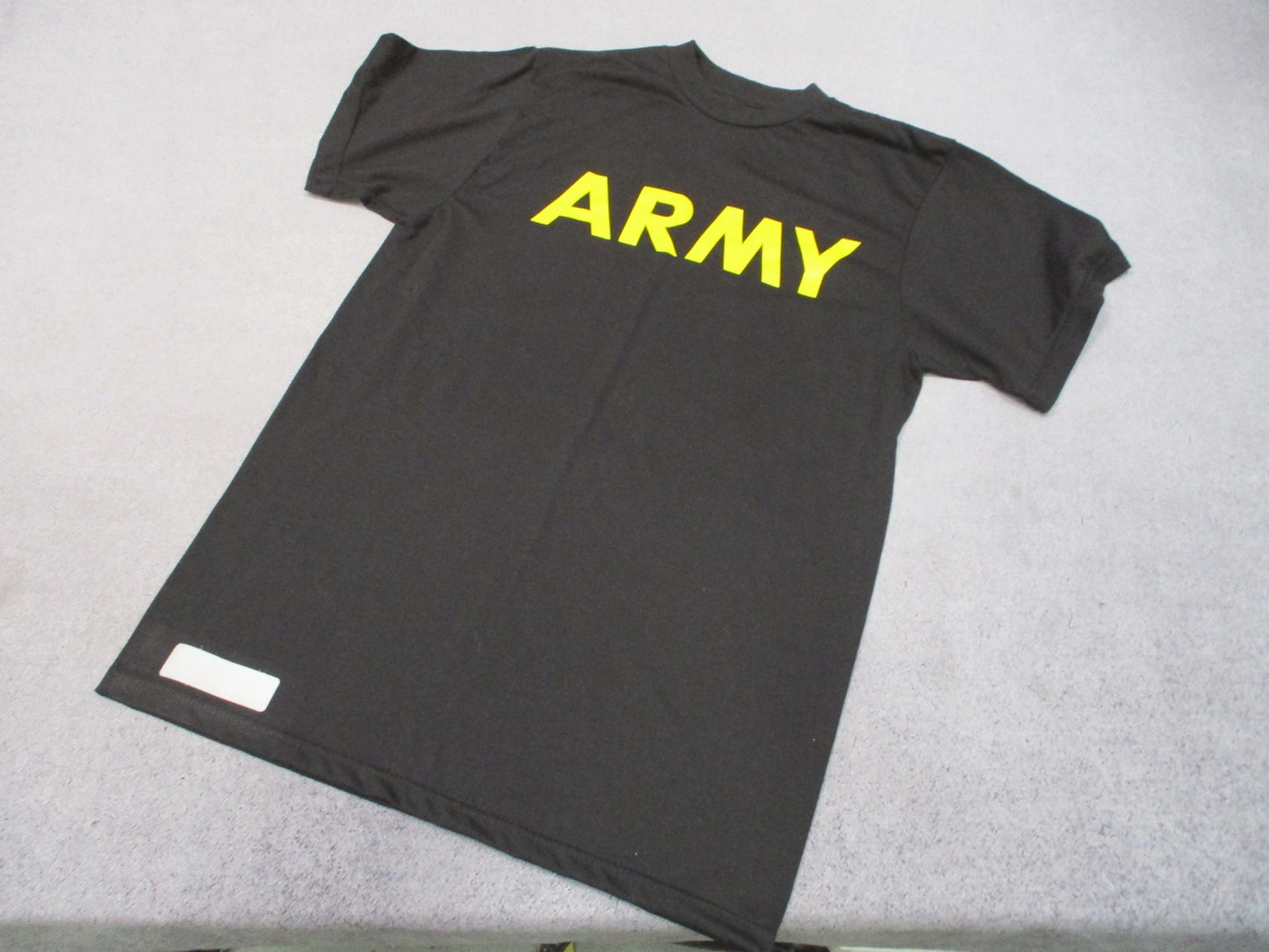 USGI US Army APFU Physical Fitness PT T-Shirt Small Black Gold 8415-01-623-2565
