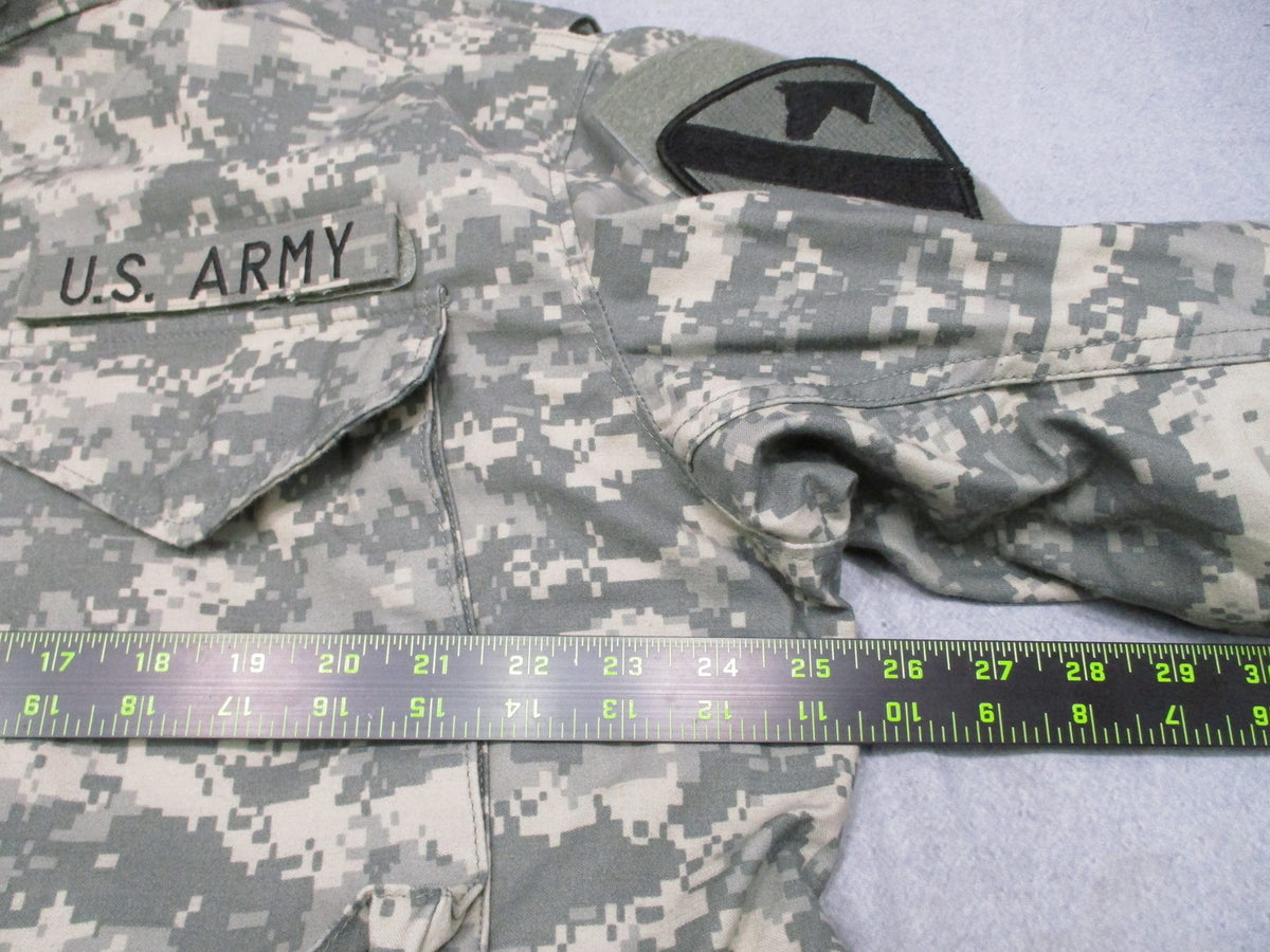 US Army ACU Field Coat Jacket Large Regular UCP Camo 1st Cav 3rd ID Patches
