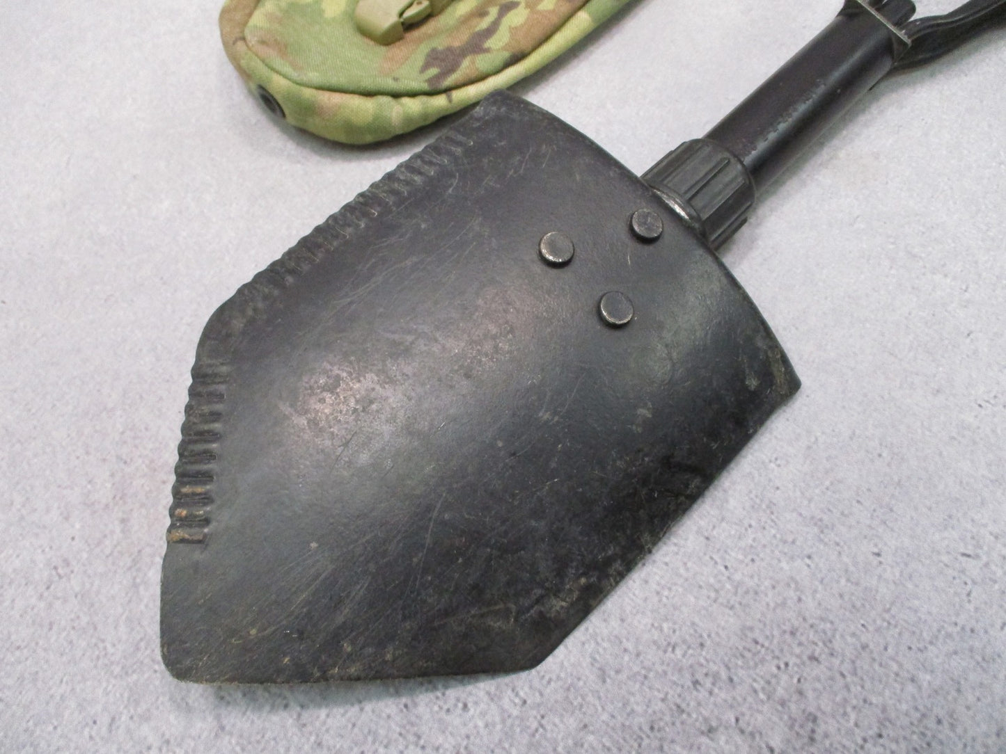 US Military Issue Tri-Fold E-Tool Shovel with Scorpion OCP w2 MOLLE II Pouch