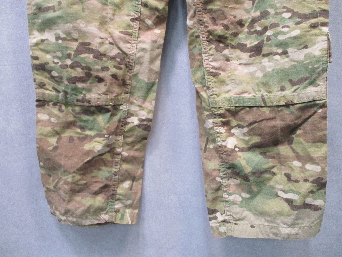 Genuine USGI FR Army Combat Pants Multicam OCP Medium Regular FRACU Excellent