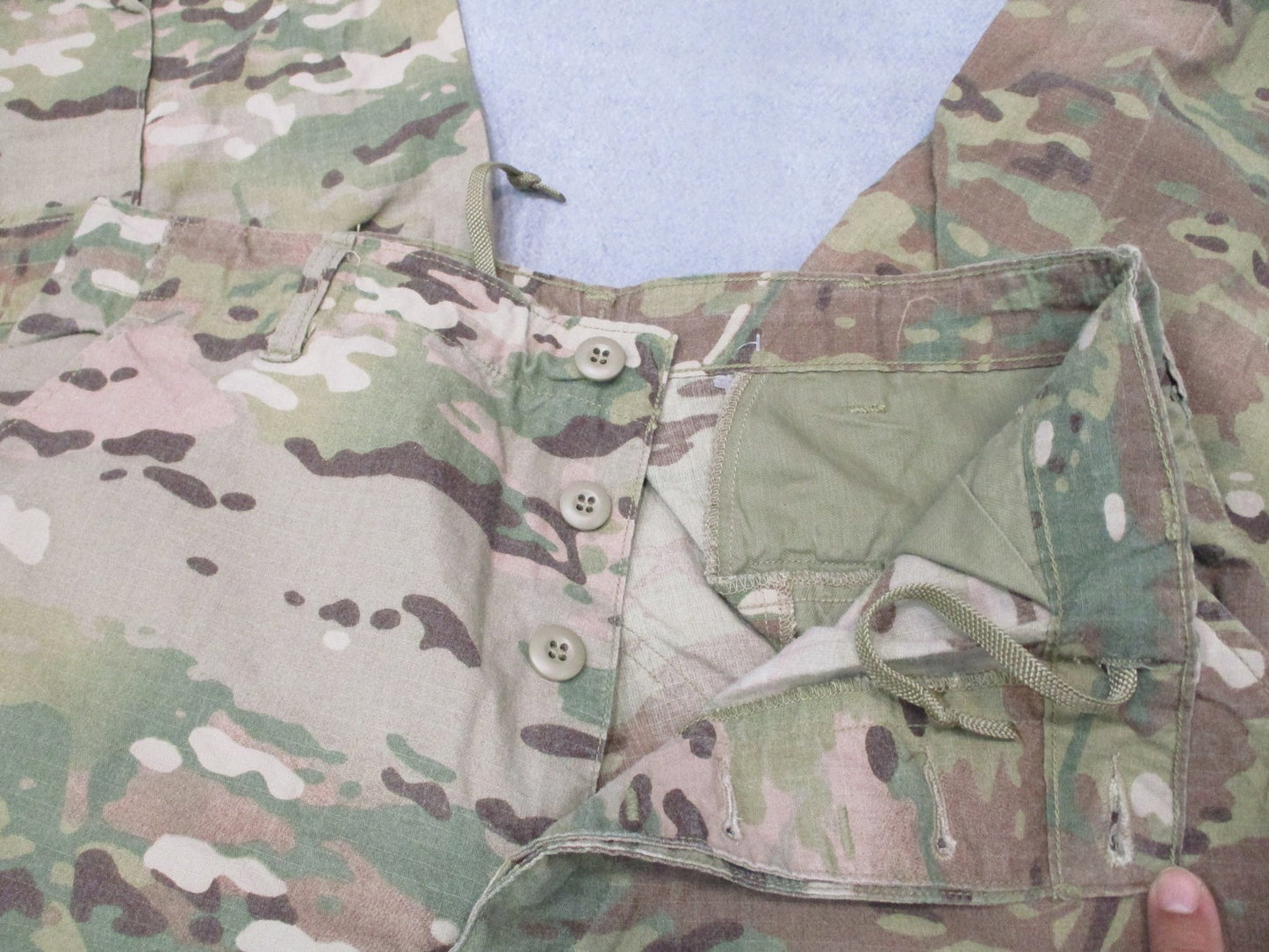 Genuine USGI FR Army Combat Pants Multicam OCP Medium Regular FRACU Excellent