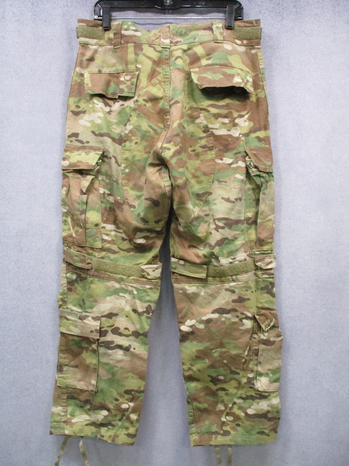 US Army Combat Pants Flame Resistant Multicam Medium Short Knee Pad Ready