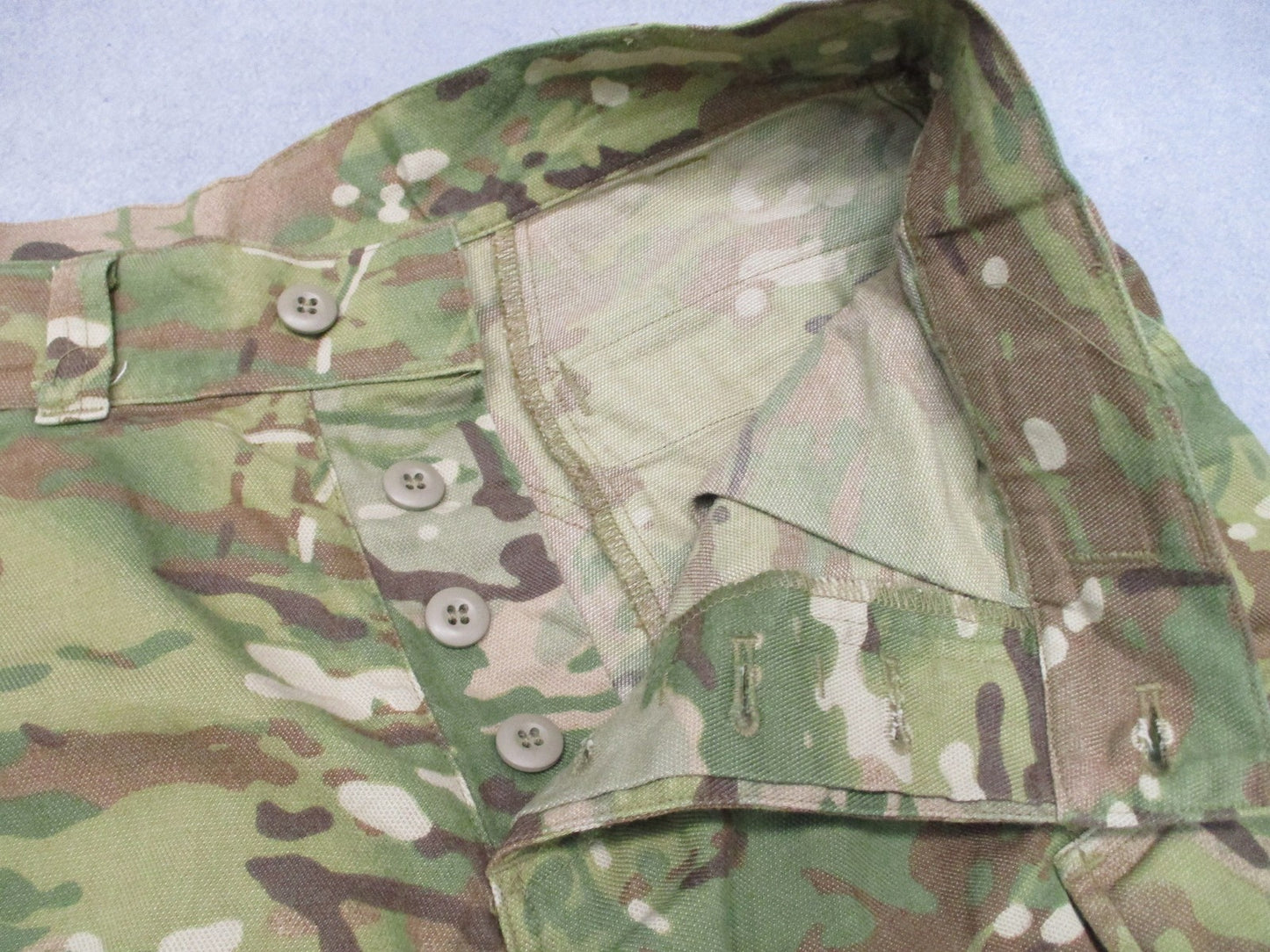 US Army Combat Pants Flame Resistant Multicam Medium Short Knee Pad Ready