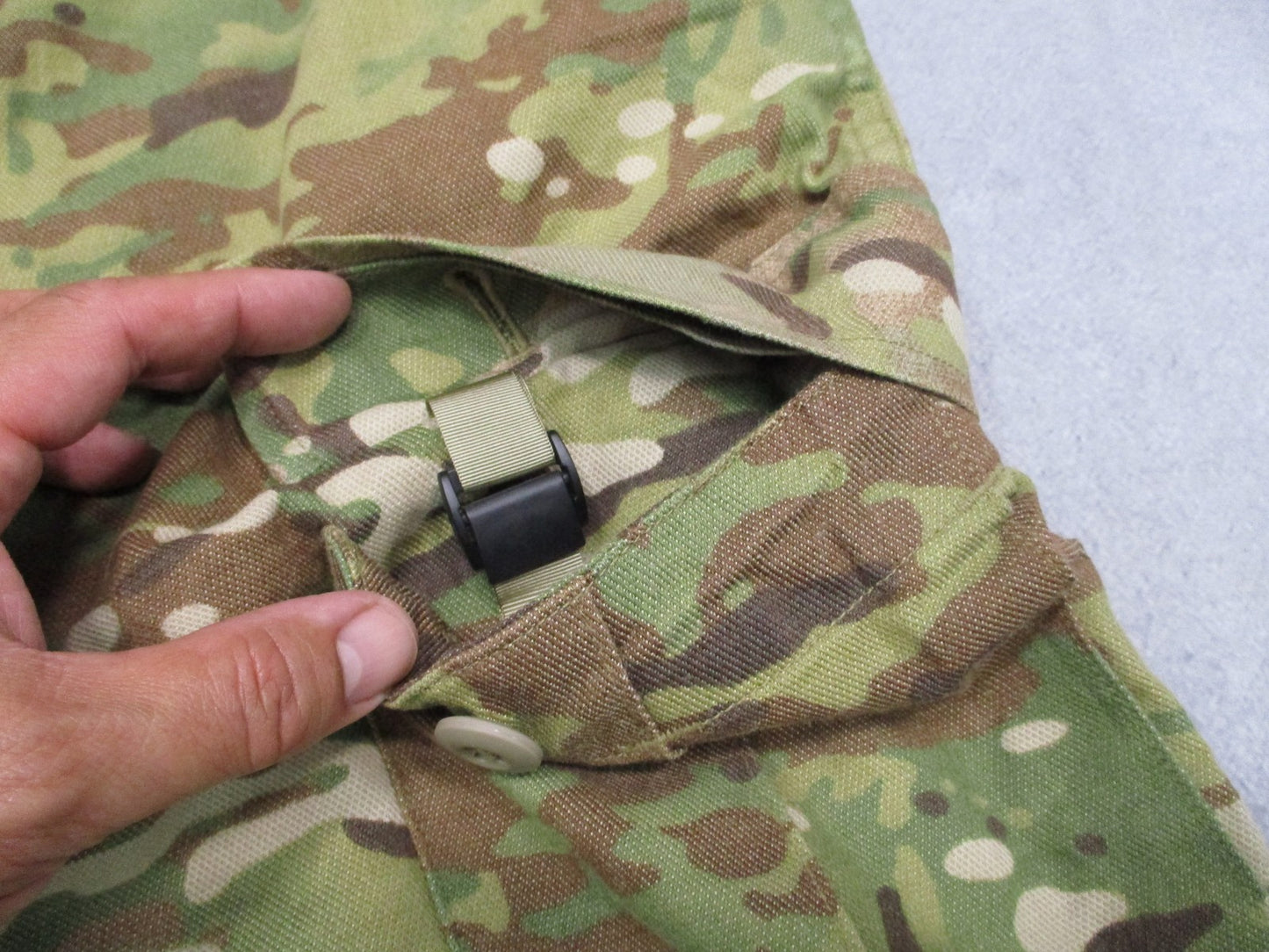 US Army Combat Pants Flame Resistant Multicam Medium Short Knee Pad Ready