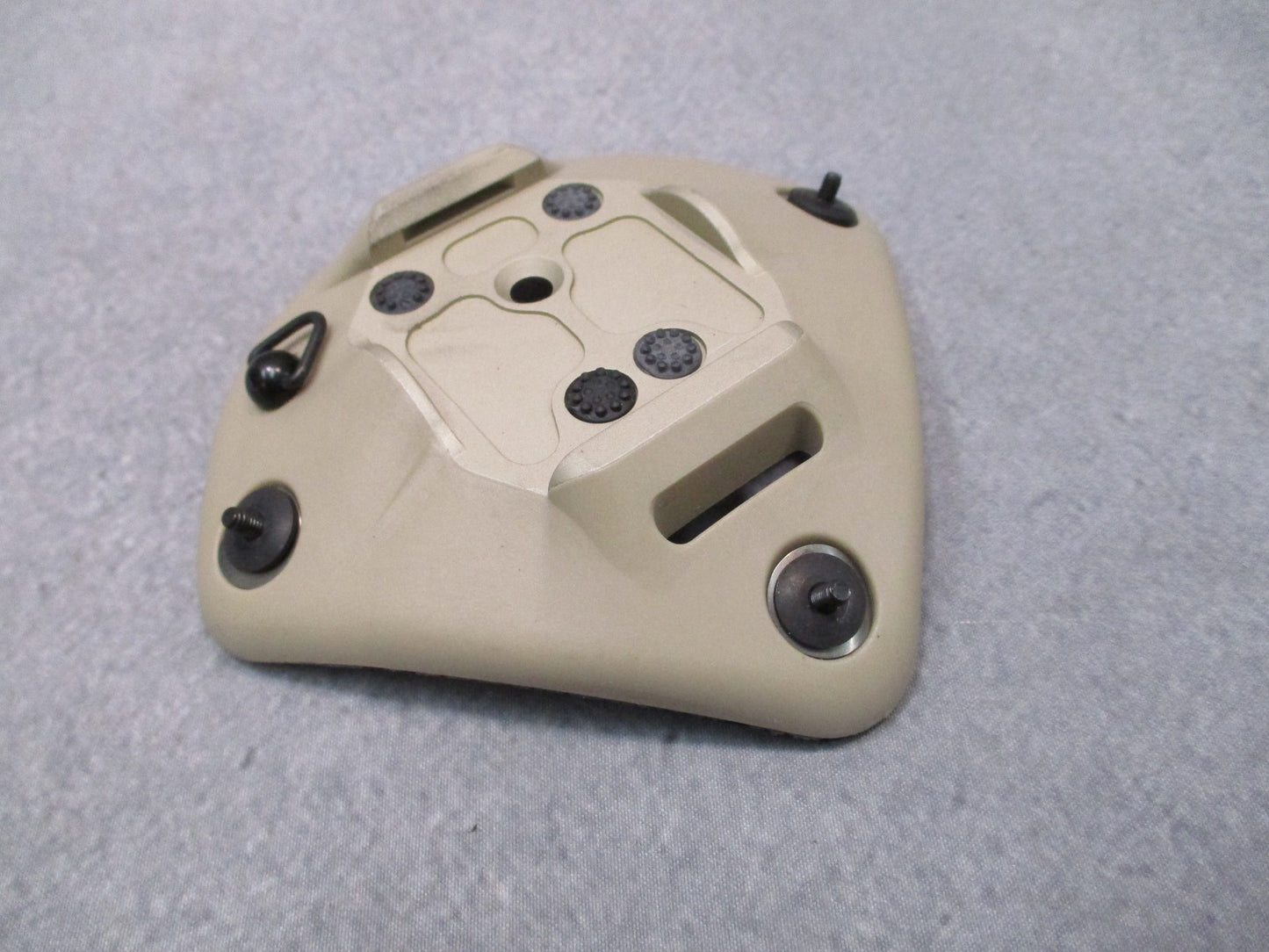 NOROTOS 1 OR 3 HOLE SHROUD NVG MOUNT TACTICAL HELMET BASE PLATE BRACKET (NEW)
